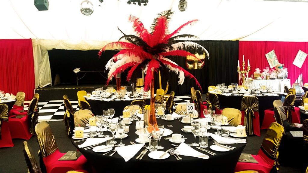 moulin rouge theme table centres