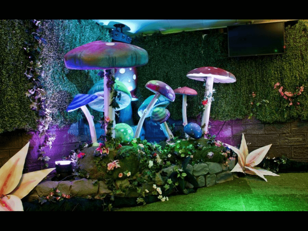 Alice-themed-Event-1024x768