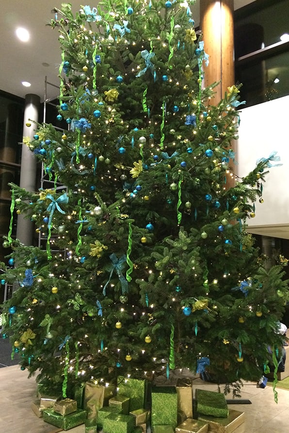 Turquoise-Christmas-Tree01