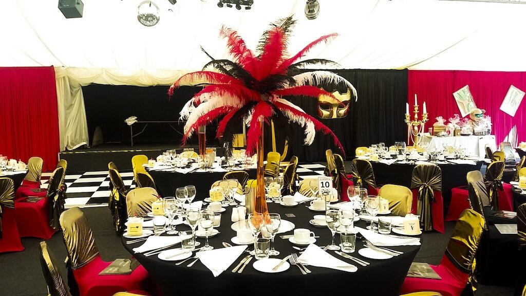 Feather Table Centres