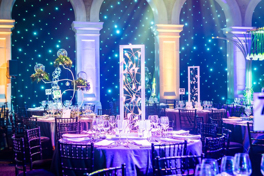 Cala Screen Table Centres