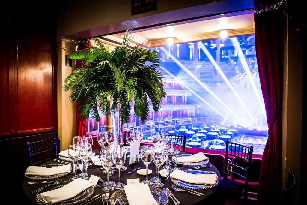 Palm Tree Summer Theme Table Centre