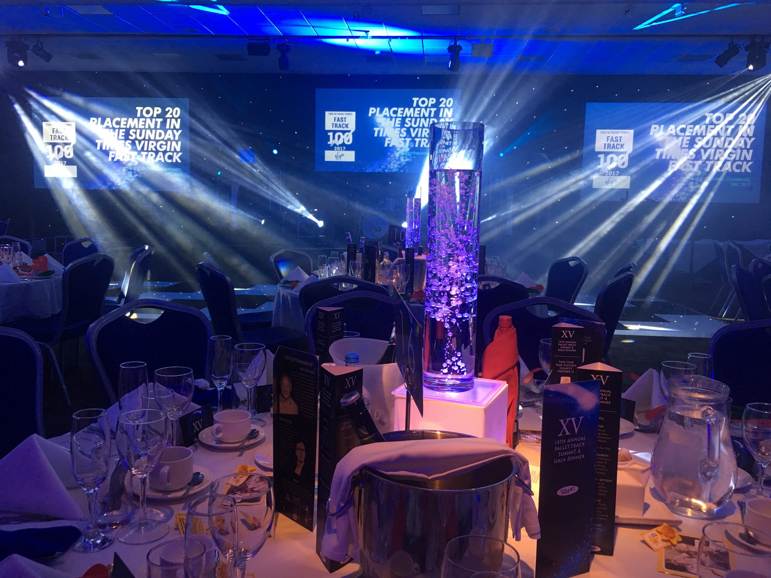 Eventologists Light Up Bubble Table Centres (3)