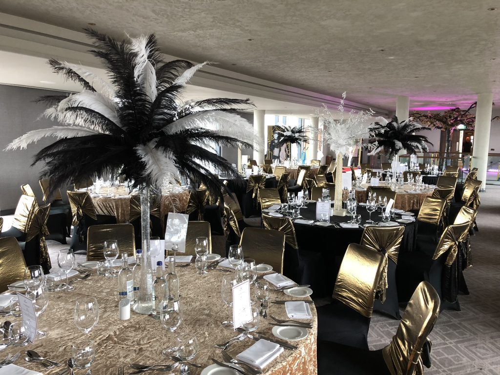 Black and White Feather Table Centres