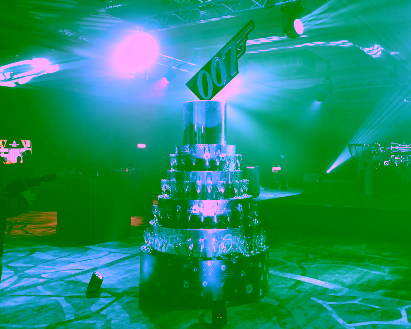 Eventologists James Bond Theme Table Centre (2)