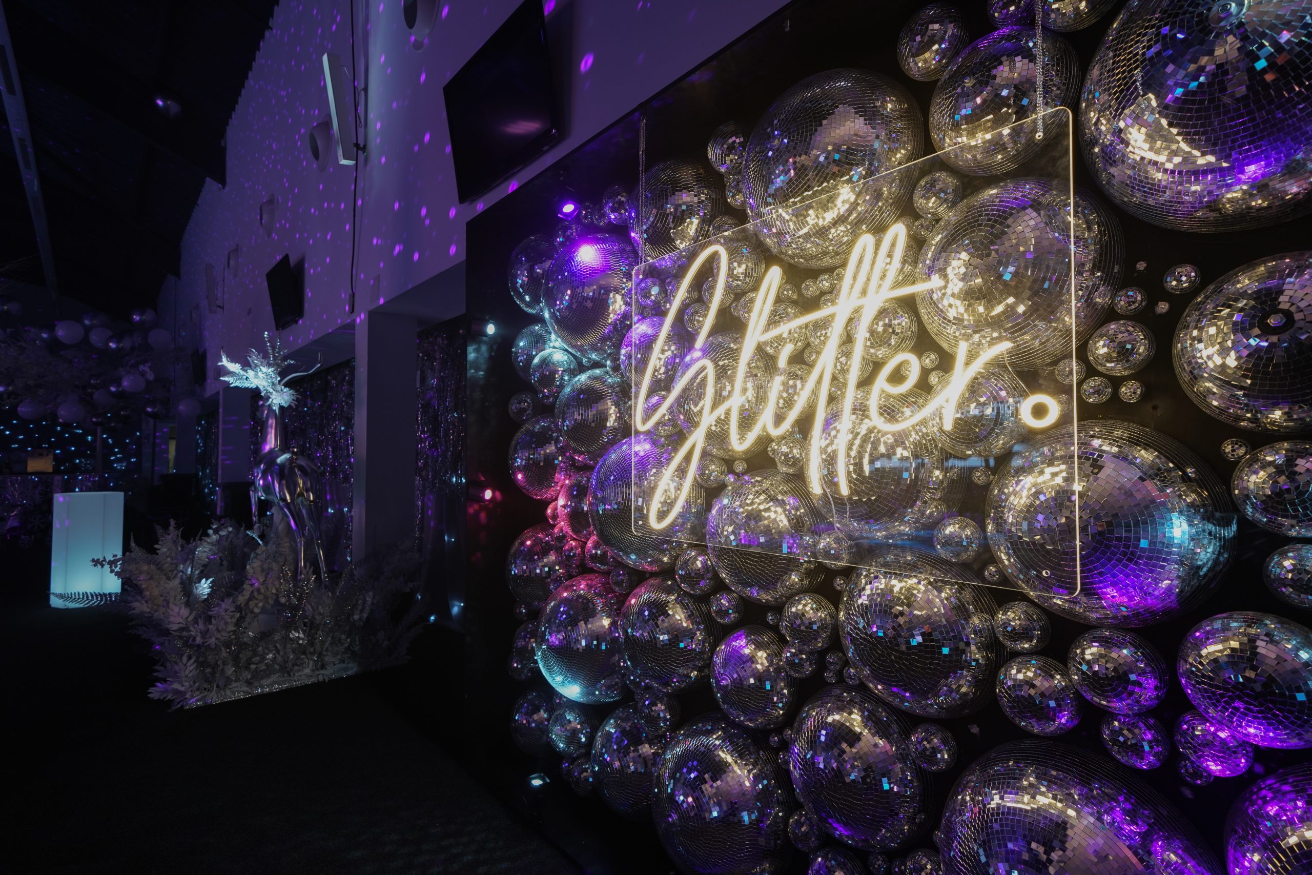 Eventologists Christmas Theme Bar. Glitter Wall Dark Jpg