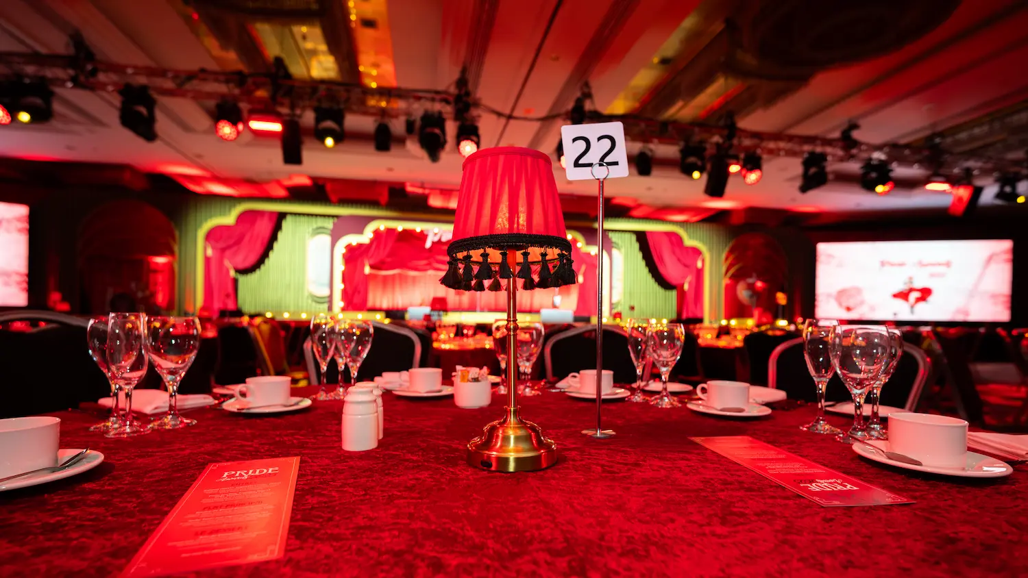 Eventologists Moulin Rouge Black Tassel Red Lamp Table Centrepieces