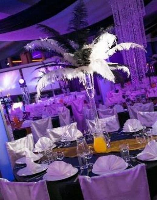Eventologists Black And White Feather Table Centres