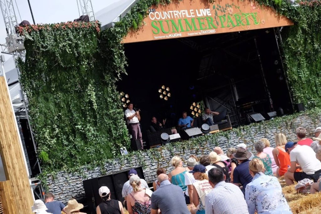 Eventologists Foliage Stage Design