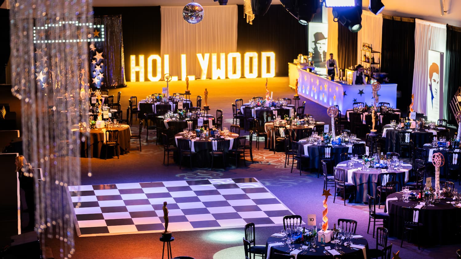 Hollywood Light Up Letters Warm White (2)